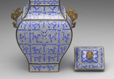 图片[3]-Painted enamel ewer-shaped covered jar, Qianlong reign (1736-1795), Qing dynasty-China Archive